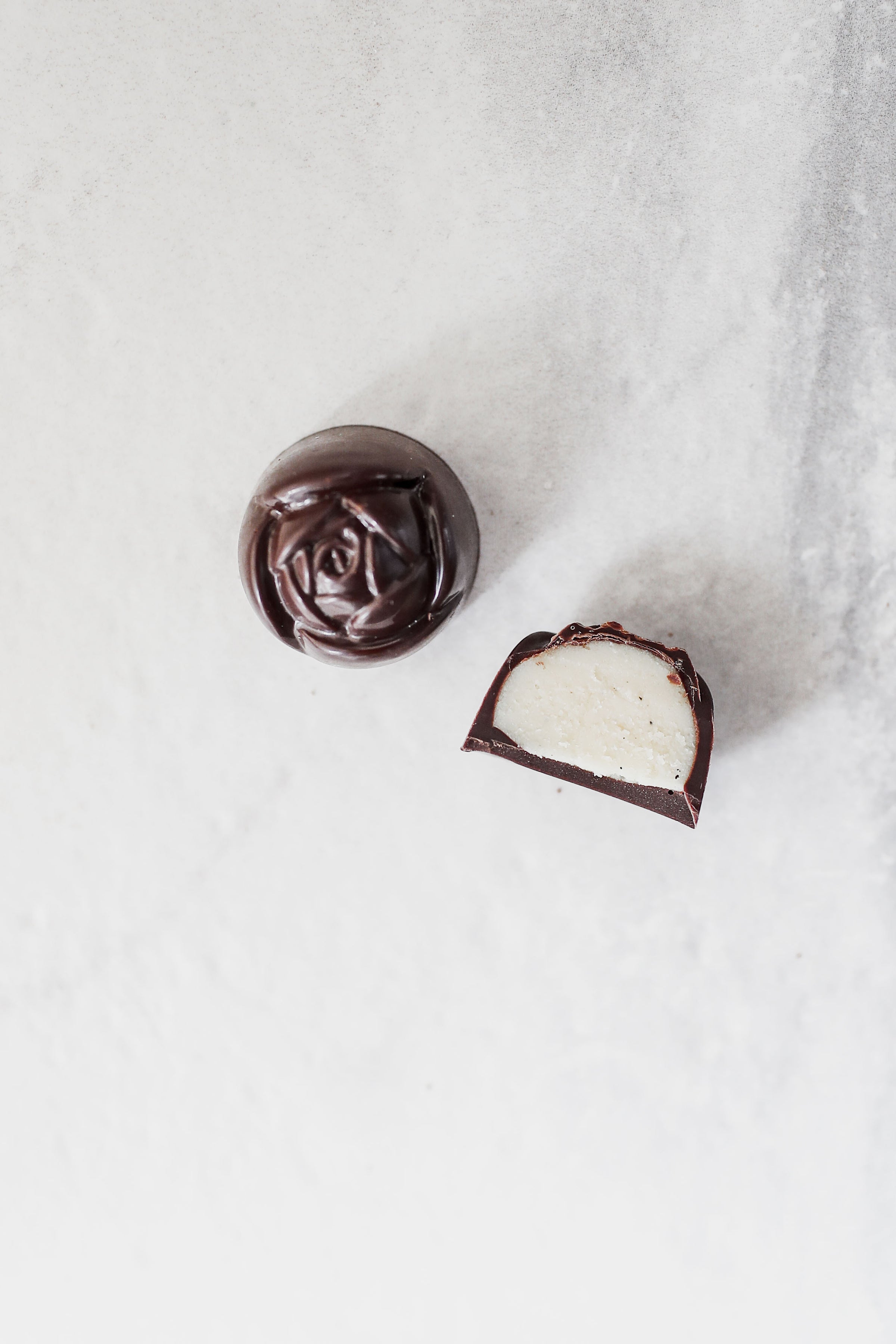 18pc Signature Truffle Box | Choco le'a